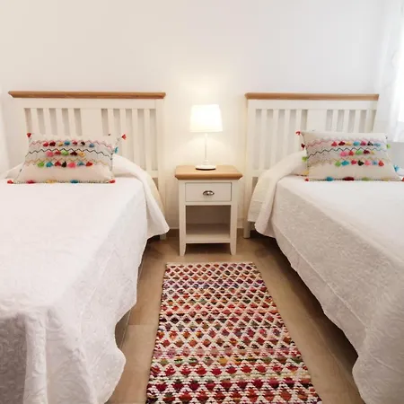 Apartament Calm Centre - 3bdr + Wifi + Parking